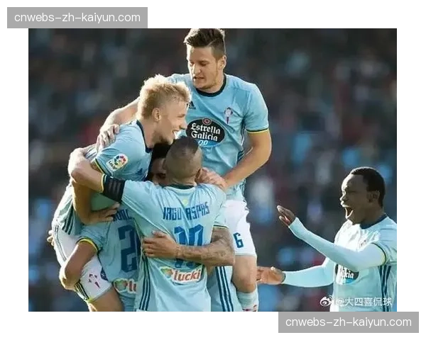 主裁经VAR回看，确认塞尔塔进球有效，场上比分改写为1-1